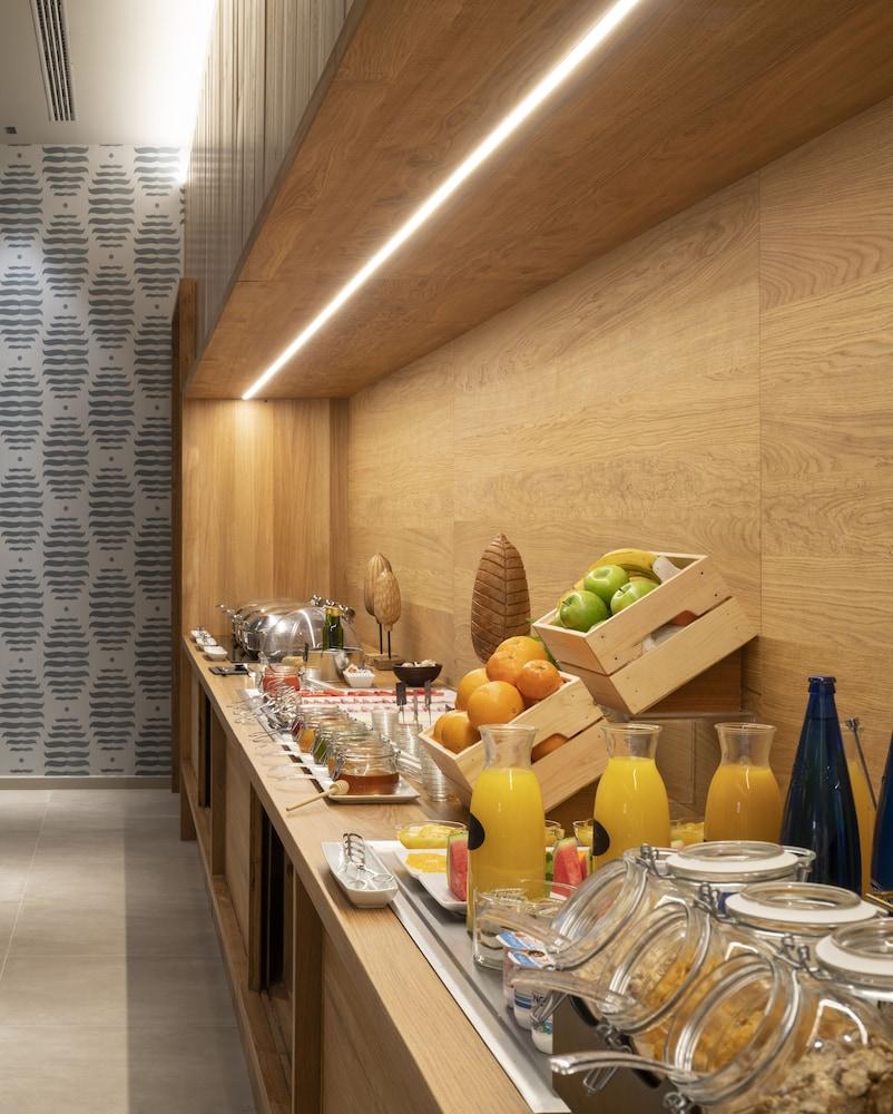 Hotel Ciudad De לוגרוניו מראה חיצוני תמונה