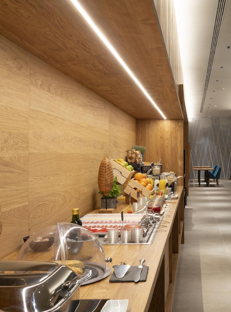 Hotel Ciudad De לוגרוניו מראה חיצוני תמונה